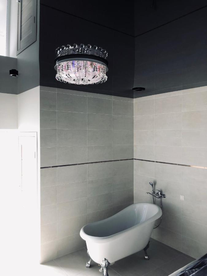 Romeo Vip Apartamentai Panevezys Ngoại thất bức ảnh